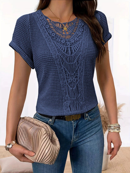 T-shirt ethnique ajouré d'été